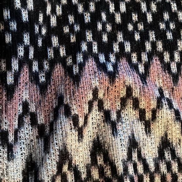 Chevron print dress EUC - Picture 12 of 12